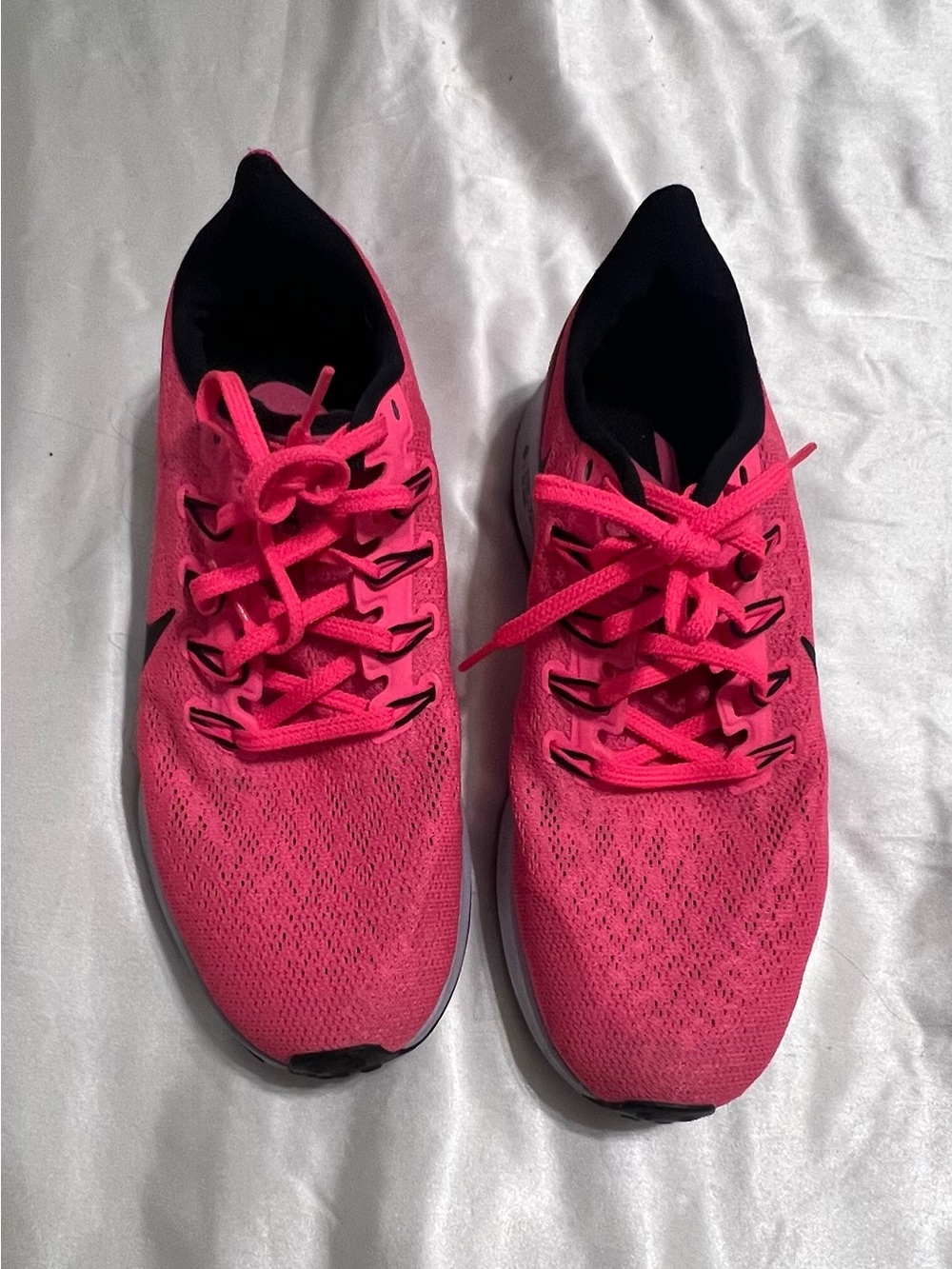 Nike Women’s Hot Pink Mesh Lace-Up Sneakers